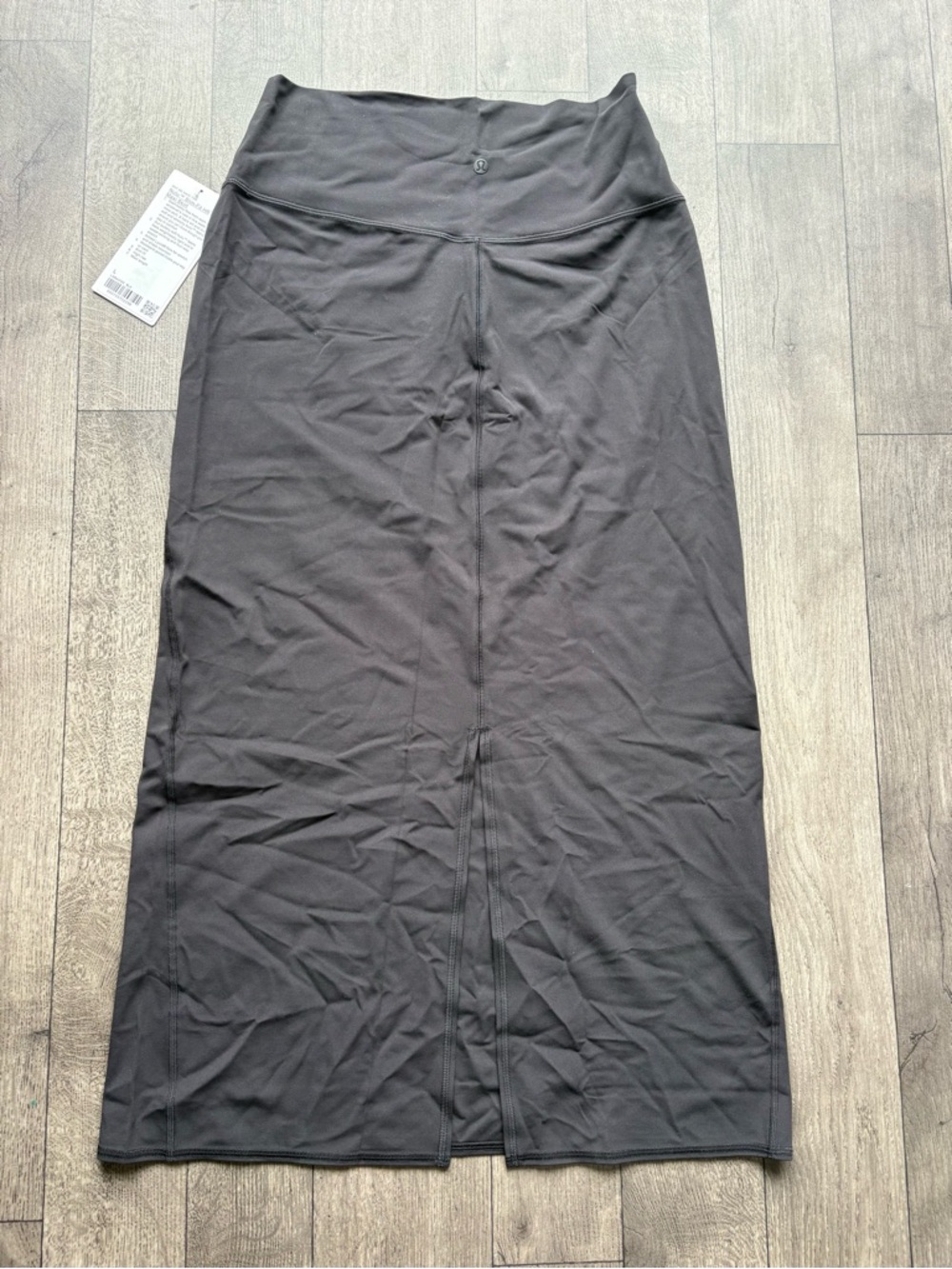 Black Lululemon Nulu slim-fit HR maxi skirt - Picture 4 of 6
